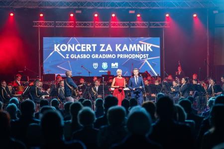 Dobrodelni Koncert za Kamnik – z glasbo gradimo prihodnost (2)